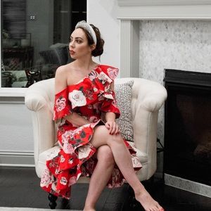 Fame & Partners red floral shoulder dress